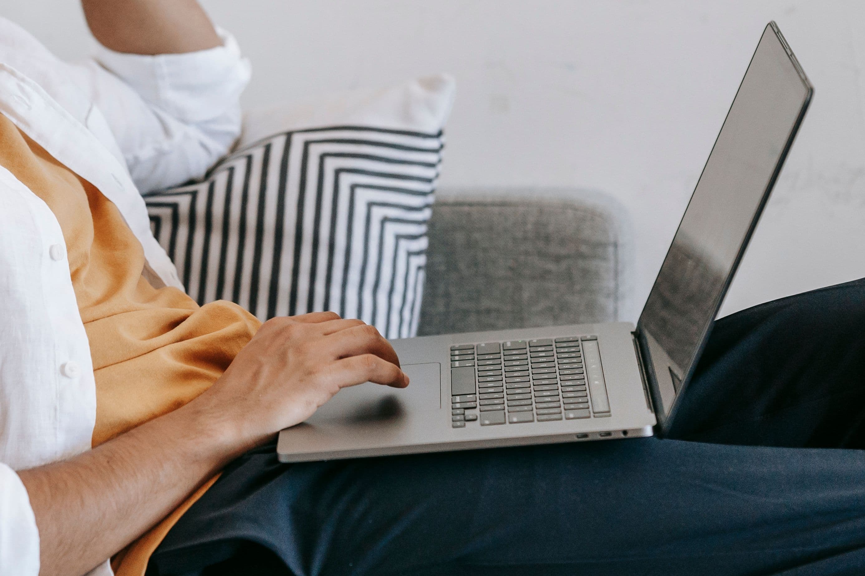 How to Use AI Tools to Save Time on Marketing Without Losing Your Voice